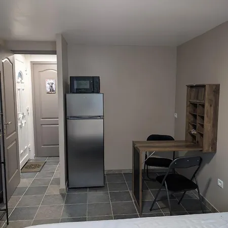 Appartamento Indépendant Avec Piscine Eperlecques